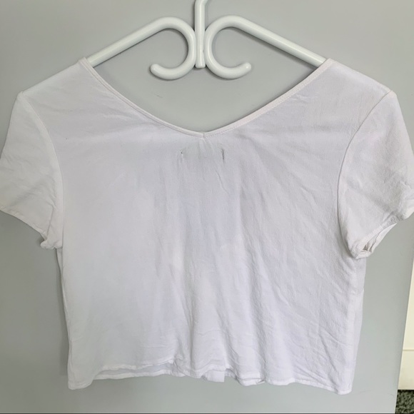 White Kendall + Kylie Crop Top (S, White) - Picture 2 of 3